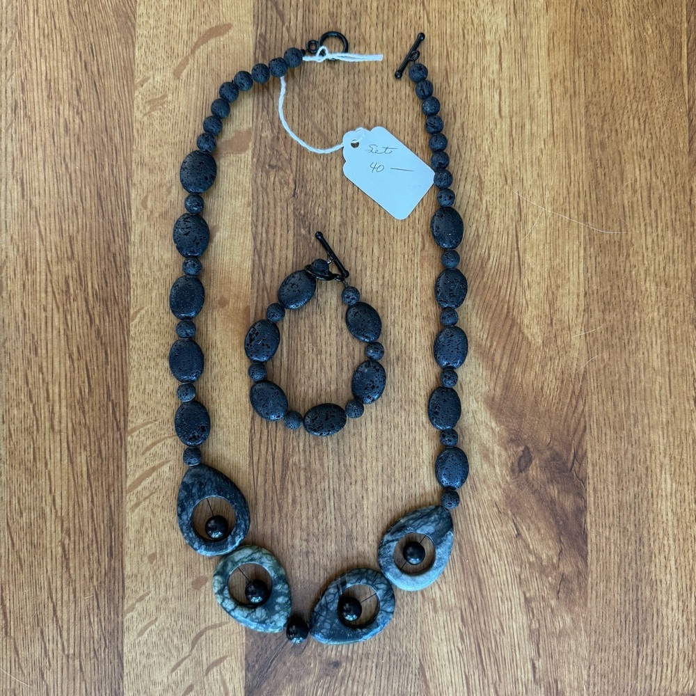 Handmade Elegant Black and Gray Beaded Jewelry Set